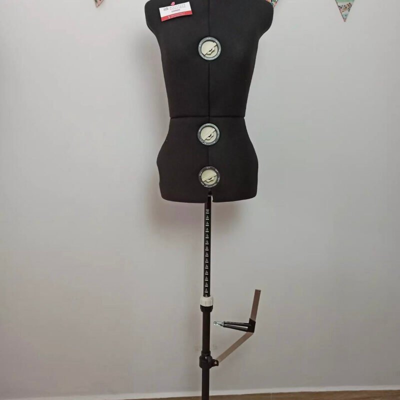 MANIQUÍ AJUSTABLE PARA MODISTA SEWMAQ M/L 099194 NEGRO