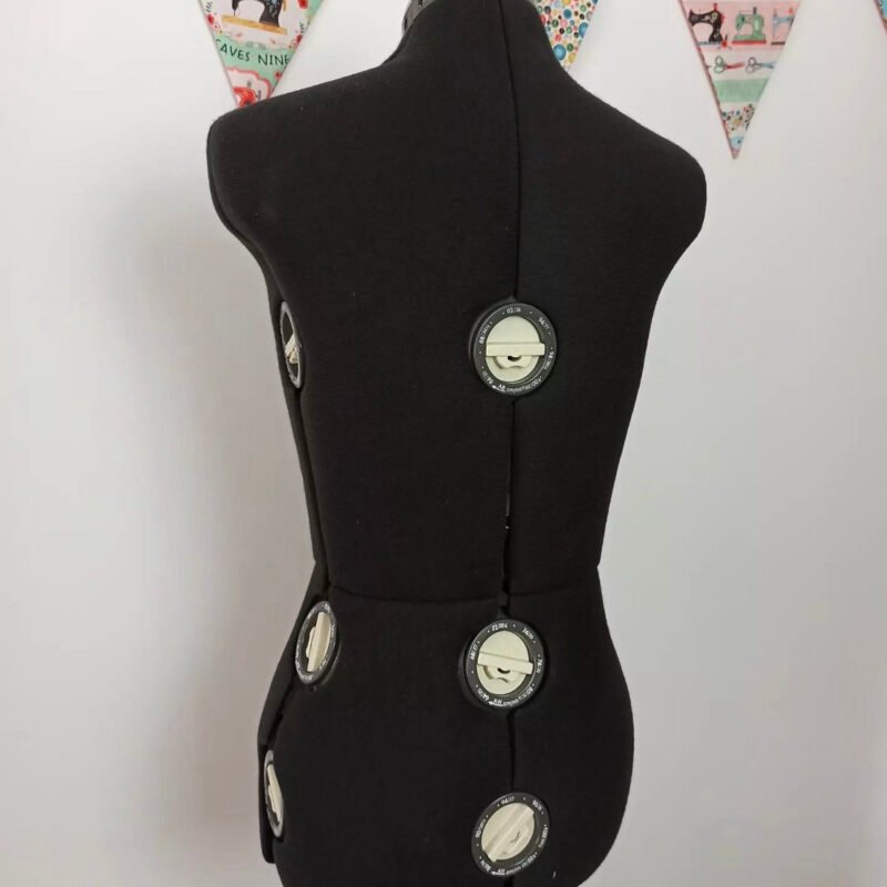 MANIQUÍ AJUSTABLE PARA MODISTA SEWMAQ S 099194A NEGRO