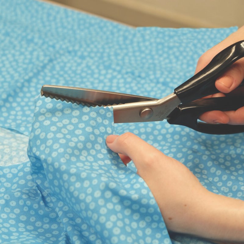 Tijeras dentadas 073104