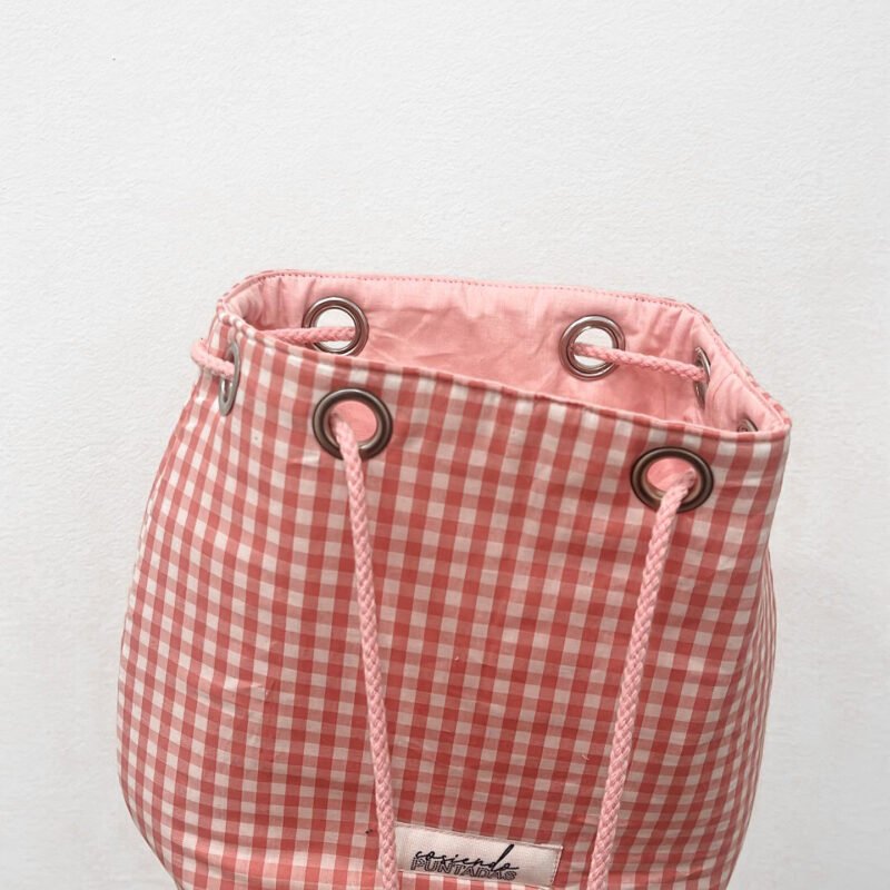 KIT BOLSO BOMBONERA ESTAMPADO BARBIE