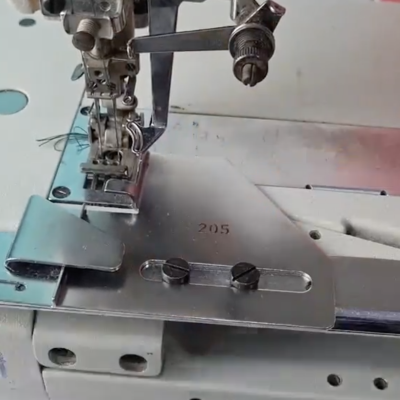 033224  Guía regulable