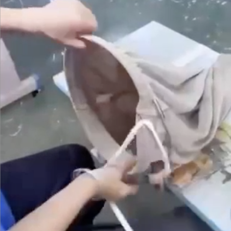 Mecanismo para poner cordón 099315