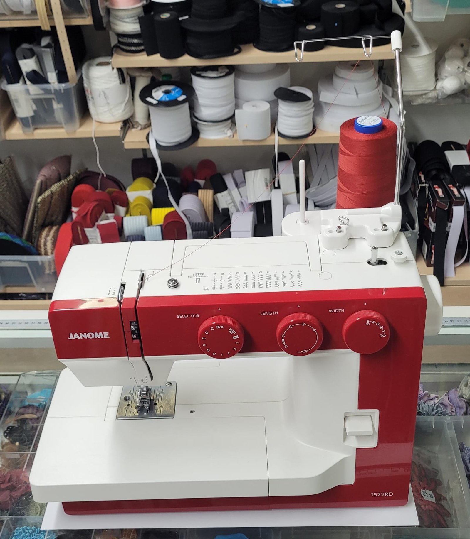 Porta Conos Janome para Máquinas domesticas mecánicas - Imagen 4