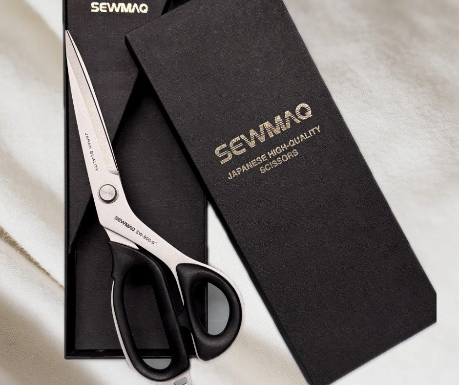 SW-900 TIJERA SEWMAQ DE ALTA CALIDAD JAPONESA 9'' CÓD: 073116
